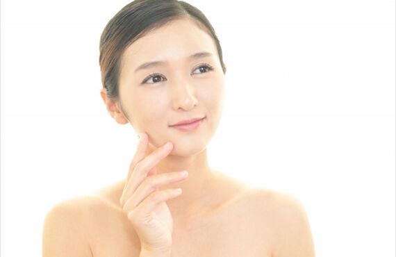 気になるおでこのしわを美容鍼で緩めて改善｜通いやすい美容鍼はMilagroはり灸院